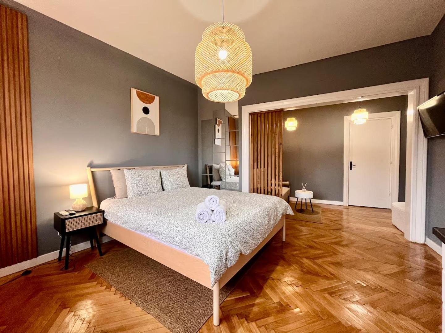 Woodie Studio With Premium Comfort By Piata Unirii Bucharest Exterior photo